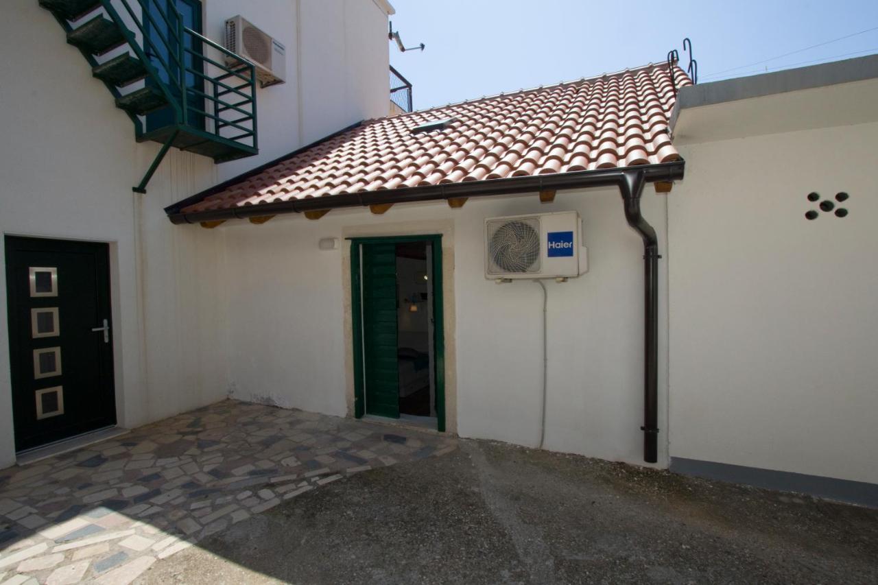 Villa Stonehouse Katarina Igrane Esterno foto